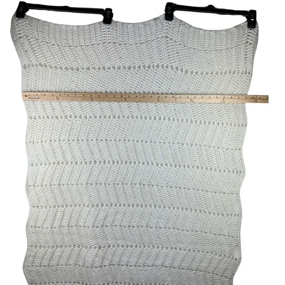 Handmade Crochet Knit Baby Blanket White - Picture 3 of 5